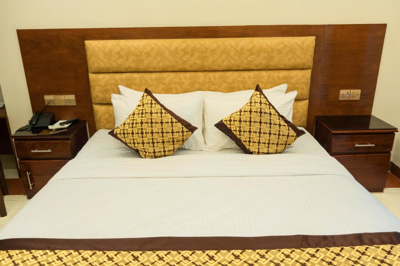 Central Inn Dhaka Exterior photo